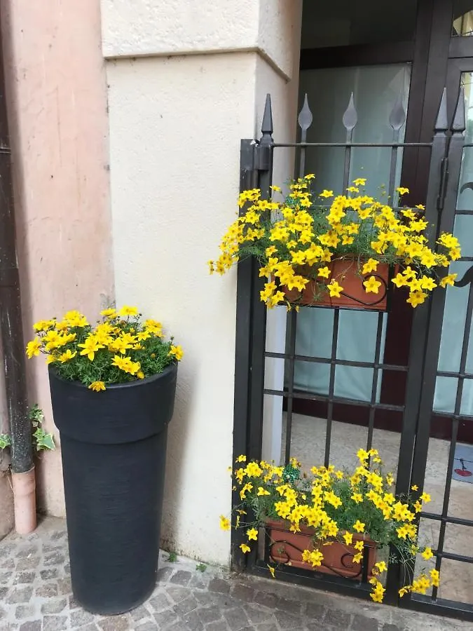 Kindly Roberta Centro Storico Peschiera,Lago Relax Peschiera del Garda Holiday home